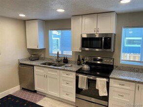 1550 Tabor St in Lakewood, CO - Building Photo - Building Photo