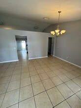 449 SW Fifer Ave in Port St. Lucie, FL - Building Photo - Building Photo
