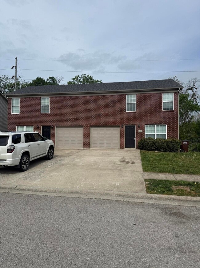 property at 804 Melanie Ln