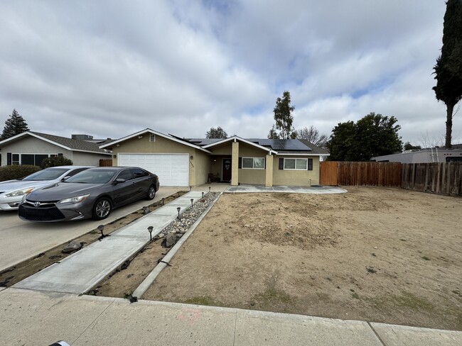 7200 Norris Rd in Bakersfield, CA - Building Photo - Building Photo