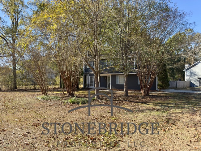 property at 4818 Pinehurst Dr