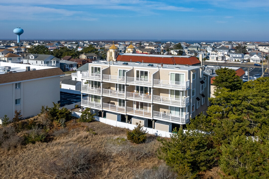 340 7th St S in Brigantine, NJ - Building Photo