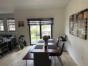 15560 SW 136th St in Miami, FL - Building Photo - Building Photo