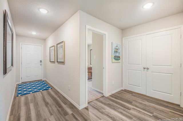 728 Opossum Trl in New Braunfels, TX - Building Photo - Building Photo
