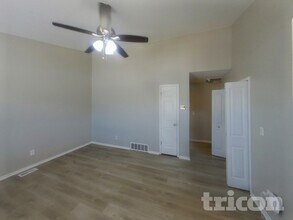 1875 Swearinger Dr in Colorado Springs, CO - Foto de edificio - Building Photo