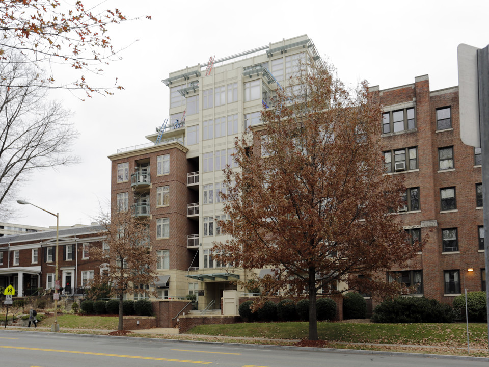 Park Hill Condominiums in Washington, DC - Foto de edificio