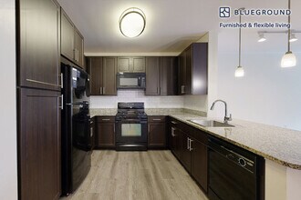 80 N Central Ave in Hempstead, NY - Building Photo - Building Photo