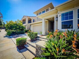 13568 Bolero Way in San Diego, CA - Building Photo
