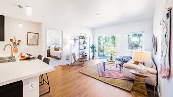 Wellstone in Lakewood, WA - Building Photo