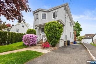 346 Cleveland Ave in Hasbrouck Heights, NJ - Building Photo - Building Photo