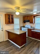 2211 Browning Rd in Pennsauken, NJ - Building Photo - Building Photo