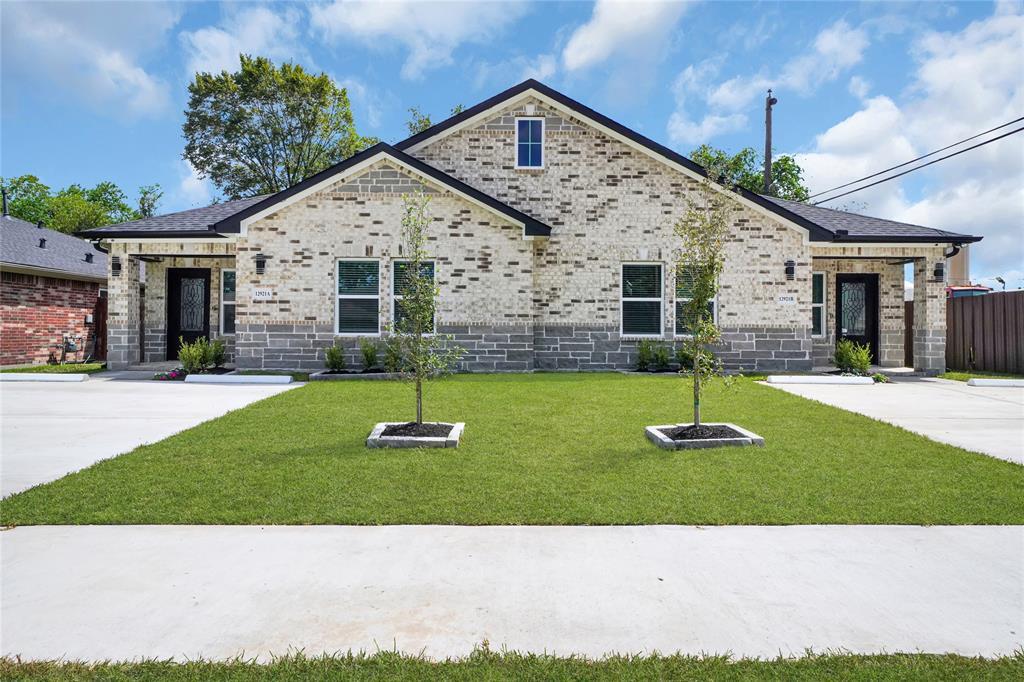 12921 Donegal Way in Houston, TX - Building Photo