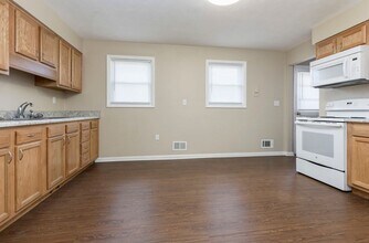 3857 Darlene Dr in Louisville, KY - Building Photo - Building Photo