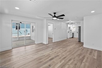 1855 Danford St in Naples, FL - Building Photo - Building Photo