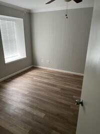 9009 Gaylord Dr photo'