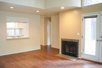 4605 Galewood St in Lake Oswego, OR - Building Photo - Building Photo