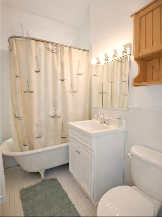 319 Allston St, Unit 3 in Boston, MA - Building Photo - Building Photo