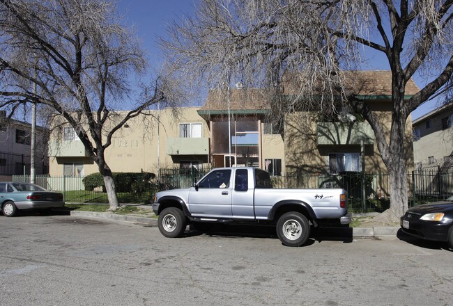 13219 Barbara Ann St in North Hollywood, CA - Building Photo - Building Photo