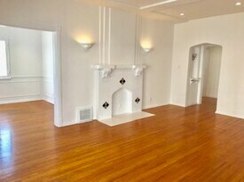 6130 Orange St, Unit 6130 in Los Angeles, CA - Building Photo