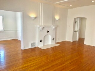 6130 Orange St, Unit 6130 in Los Angeles, CA - Foto de edificio