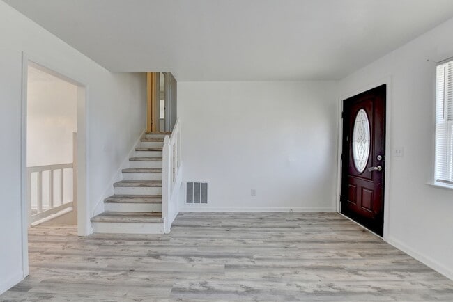 4395 Flakes Mill Rd in Ellenwood, GA - Building Photo - Building Photo