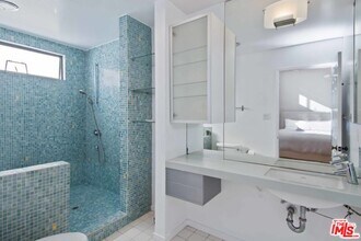 10315 Missouri Ave-Unit -102 in Los Angeles, CA - Building Photo - Building Photo