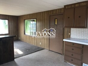 501 Newland Pl in Tieton, WA - Building Photo - Building Photo