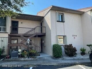 property at 2504 Bogey Ln