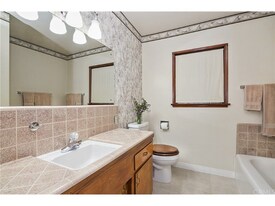 19150 SE 21 Pl in Morriston, FL - Building Photo