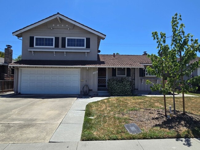 property at 2756 Donovan Ave