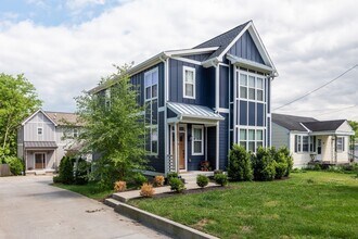 2150A Oakland St in Nashville, TN - Building Photo - Building Photo