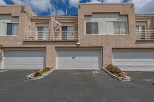 25511 Schubert Cir in Stevenson Ranch, CA - Building Photo