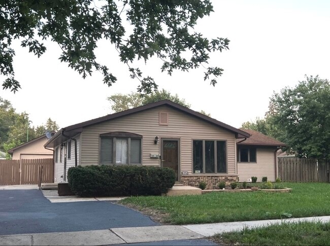 property at 3529 Carpenter St
