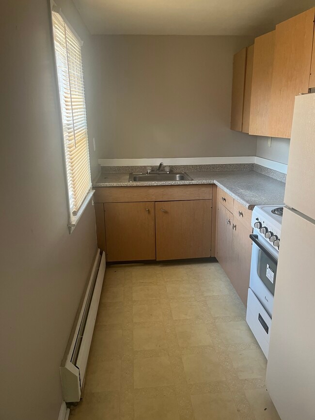 74 Orchard St, Unit C