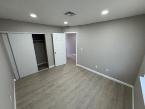 3610 Cecile Ave in Las Vegas, NV - Building Photo - Building Photo