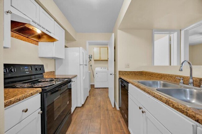 3012 Parkway Blvd in Kissimmee, FL - Building Photo - Building Photo