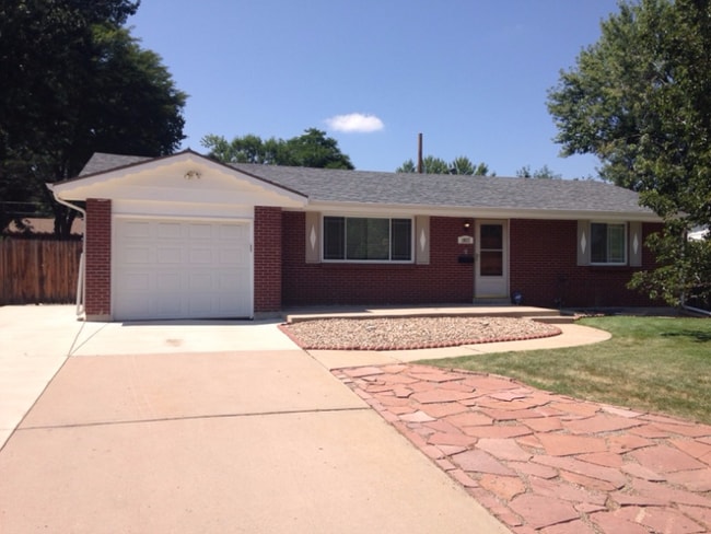 1827 S Reed St in Lakewood, CO - Building Photo - Building Photo
