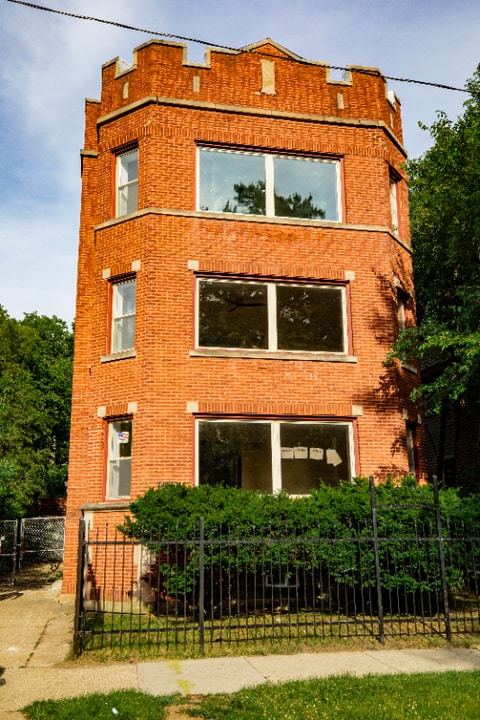 7435 S Euclid Ave-Unit -1 in Chicago, IL - Building Photo