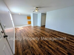 527 S Anthony St in Burlington, NC - Building Photo - Building Photo