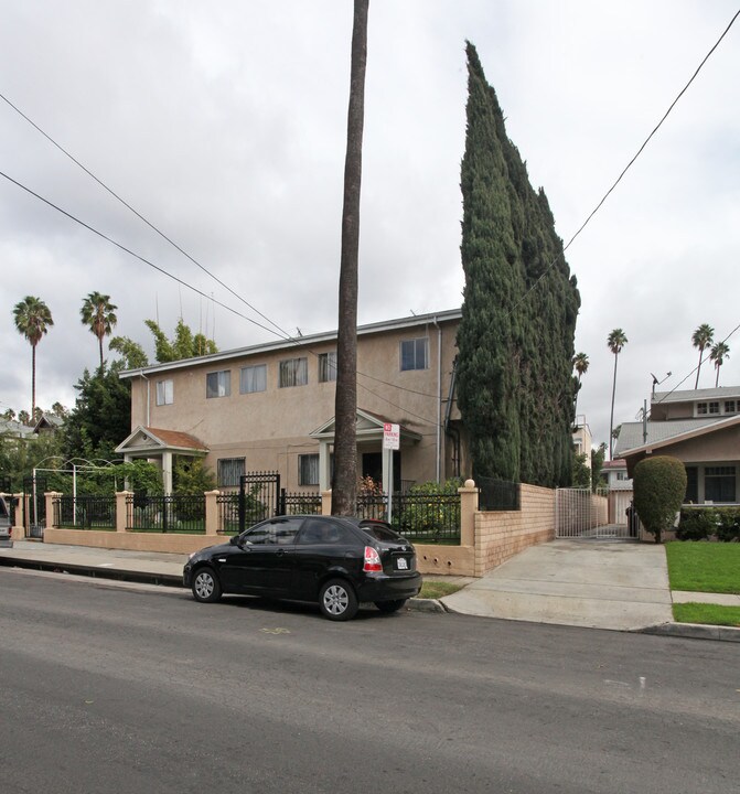 1744 N Van Ness Ave in Los Angeles, CA - Building Photo