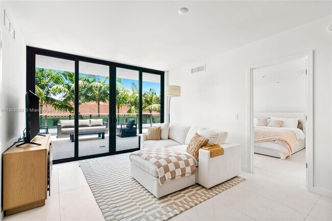 property at 9901 W Bay Harbor Dr