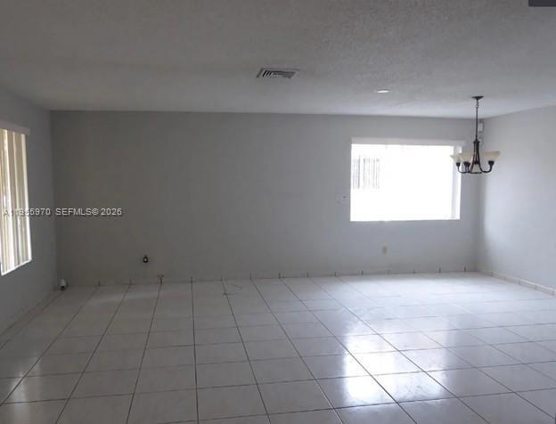 6895 Loch Ness Dr in Miami Lakes, FL - Building Photo - Building Photo