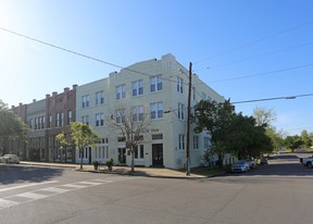 Demopolis Inn Apartments