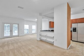 8206 Bally Money Rd in Tampa, FL - Building Photo - Building Photo