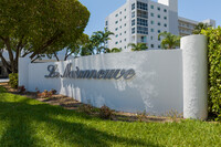 Le Maisonneuve Condominium in Sunny Isles Beach, FL - Building Photo - Building Photo