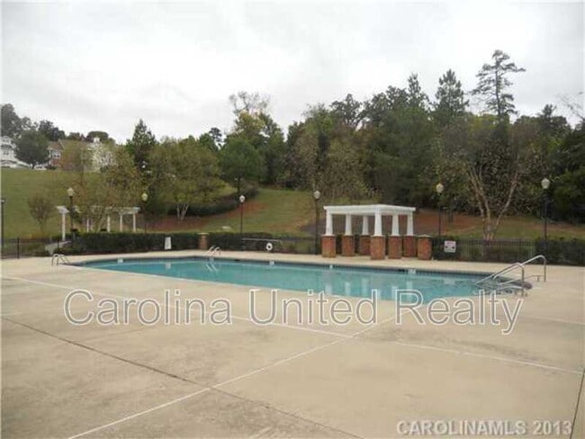 10675 Hill Point Ct in Charlotte, NC - Building Photo - Building Photo