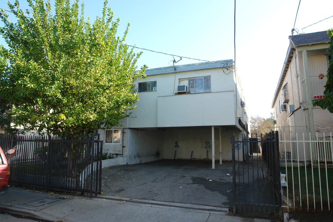 5534 Bonner Ave in North Hollywood, CA - Building Photo