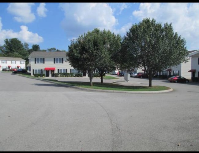 600 Willington Manor in Loudon, TN - Building Photo - Building Photo