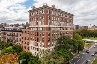 100 Beacon St in Boston, MA - Building Photo - Building Photo