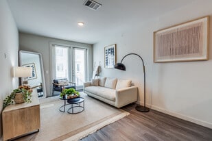 Highgrove in Austin, TX - Building Photo